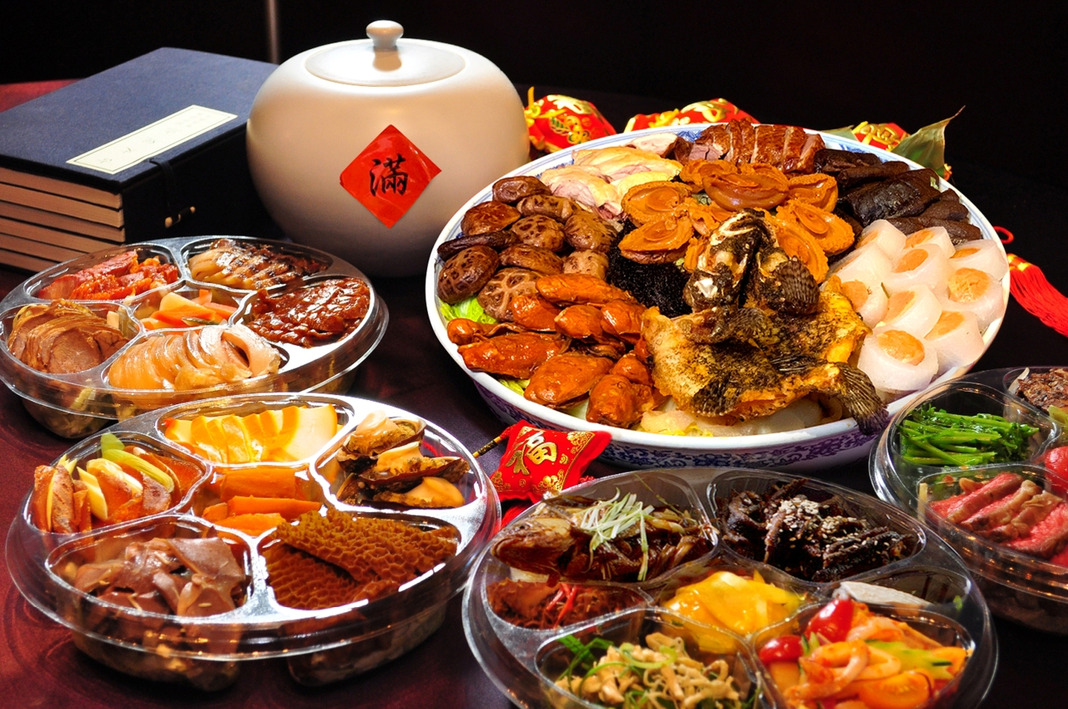 駿馬呈祥躍新年《君品外帶年菜》｜限量預購中