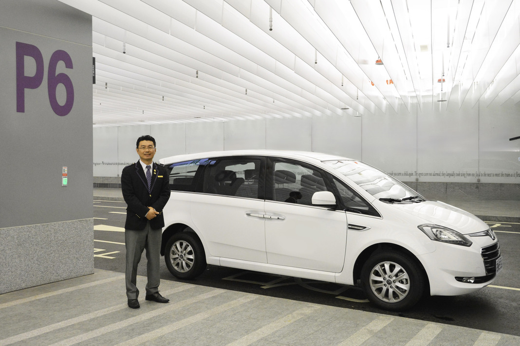 Complimentary Shuttle Service from Taoyuan Airport MRT A1 Taipei Main Station