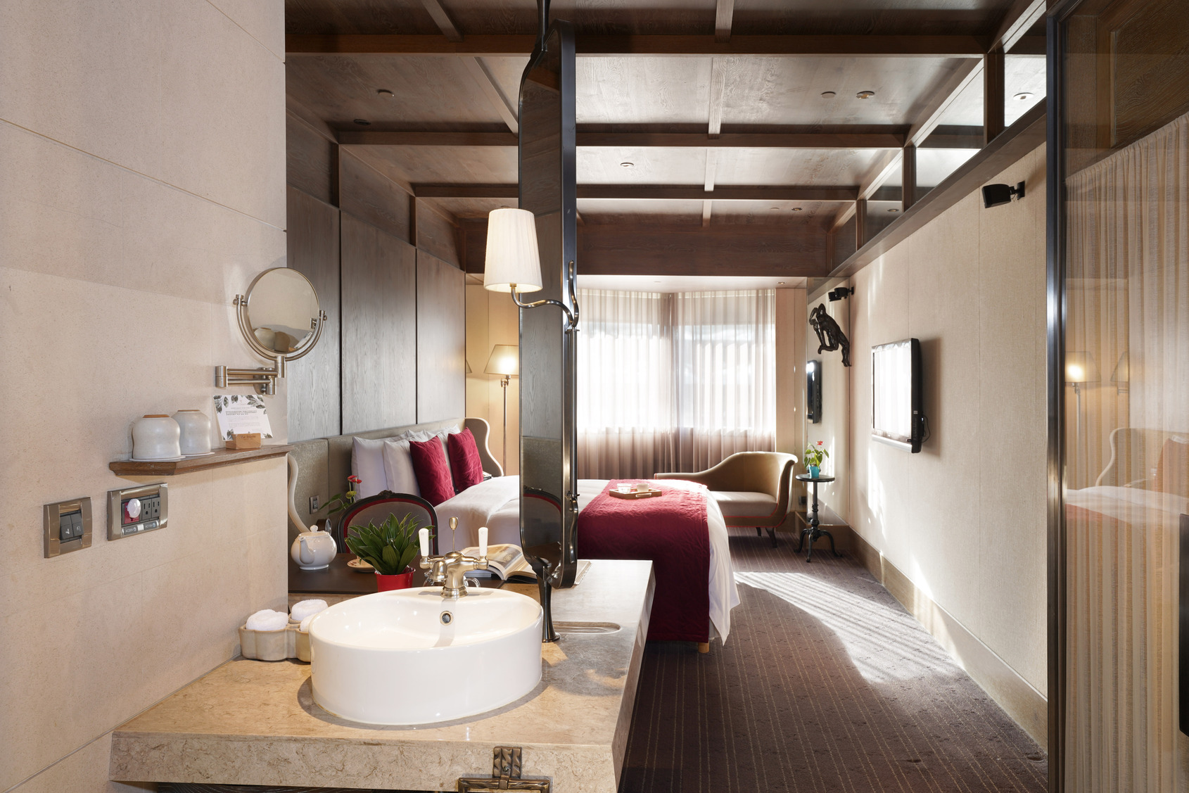 くんじ とくべつしつ  デラックス客室